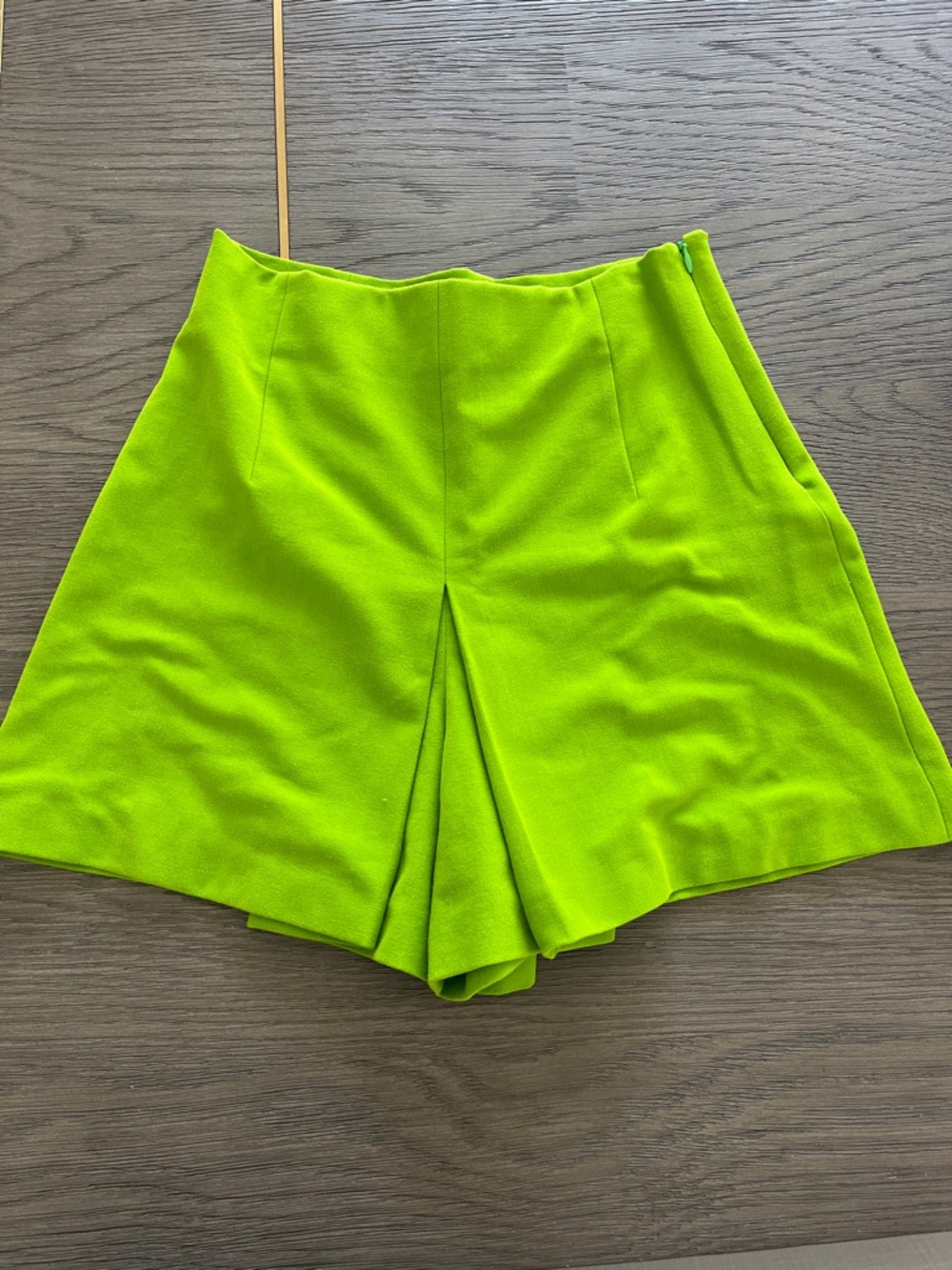 Zara Neon Green Pleated Skort